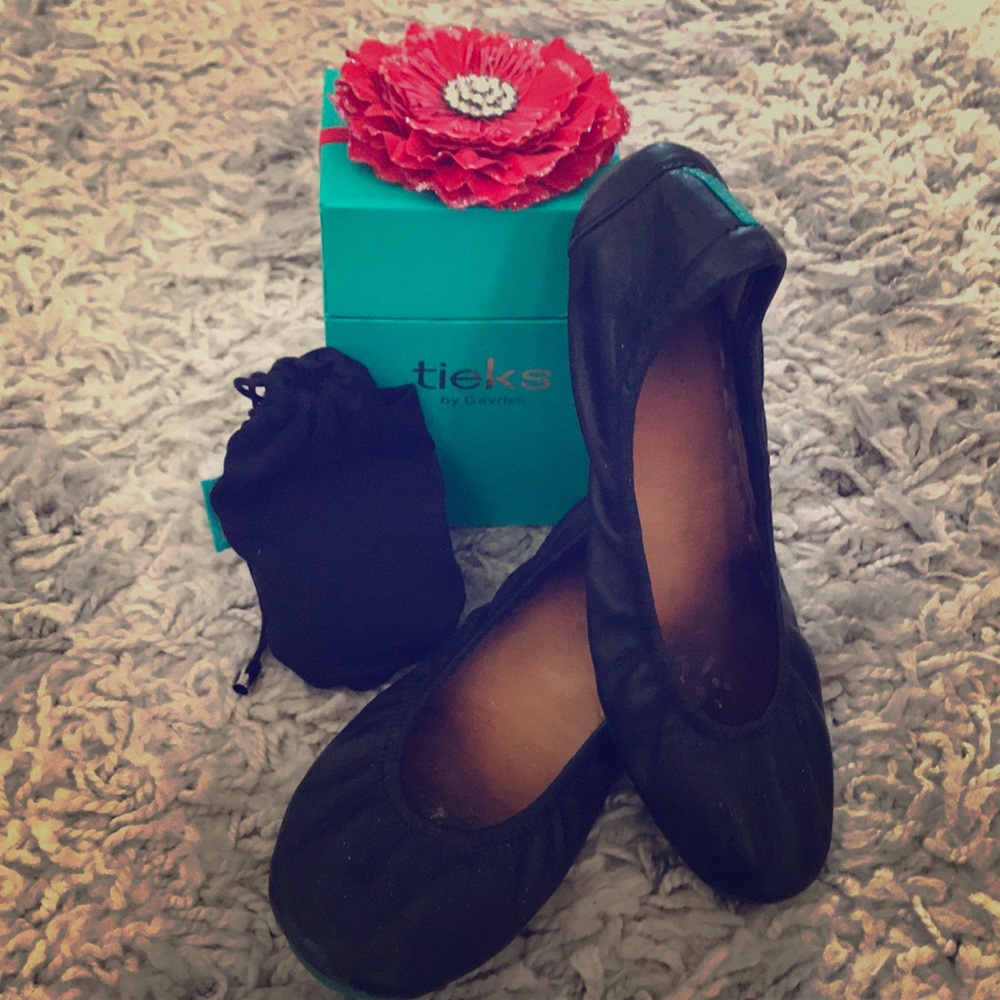 Black Tieks Size 8